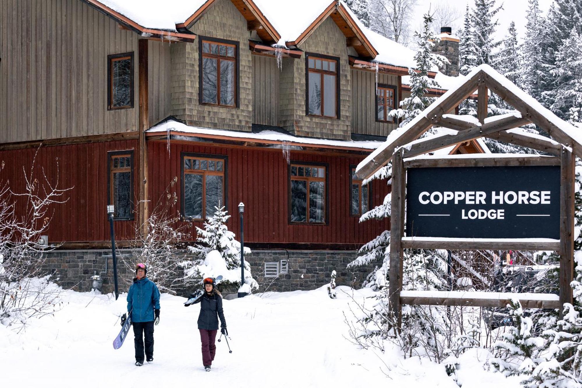 Copper Horse Lodge Golden Bagian luar foto