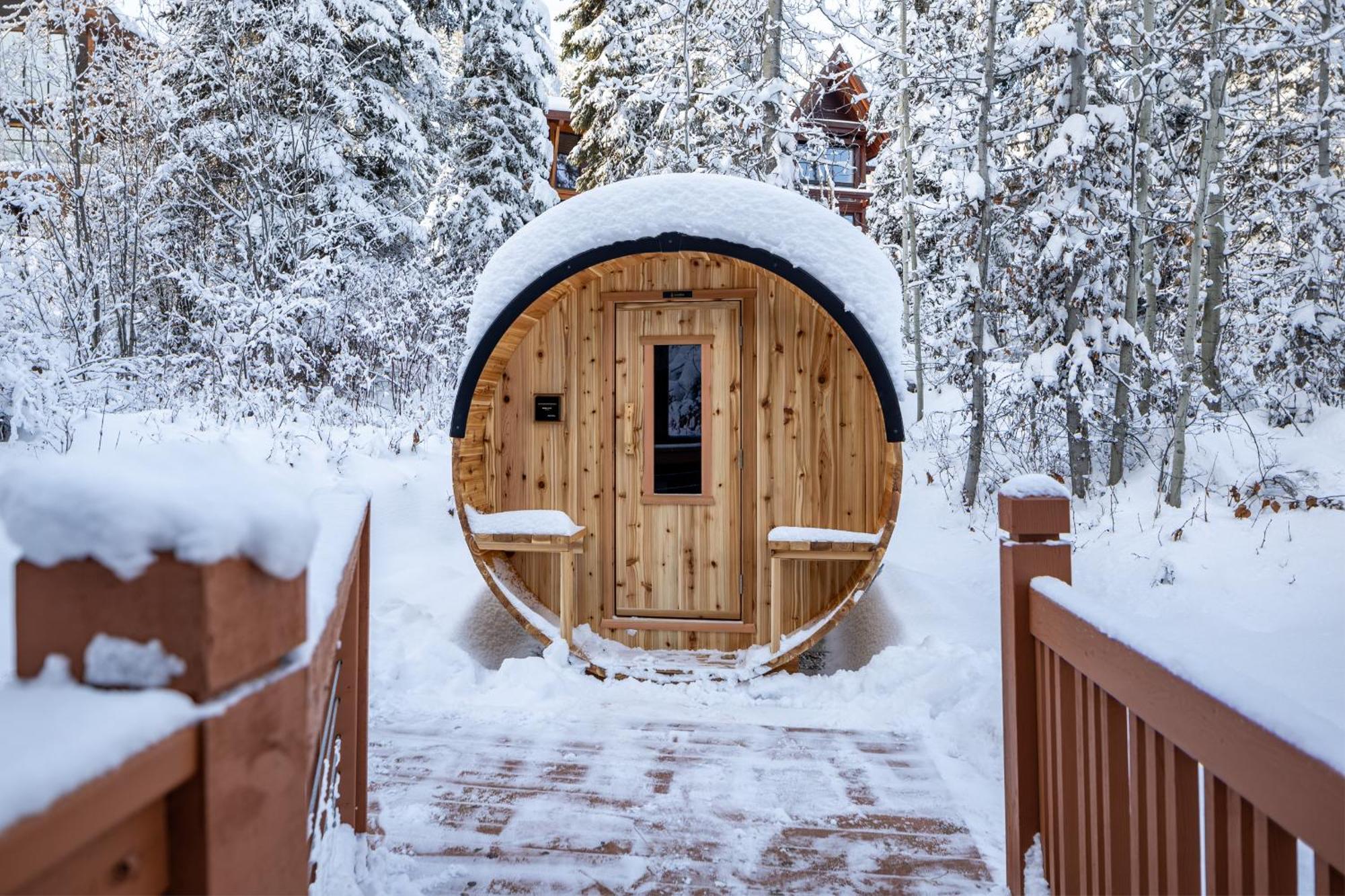 Copper Horse Lodge Golden Bagian luar foto